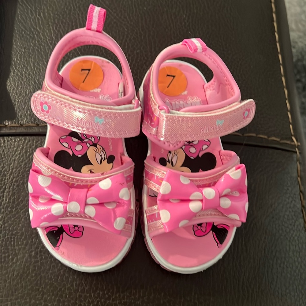 Beautiful summer girls sandals Minnie
